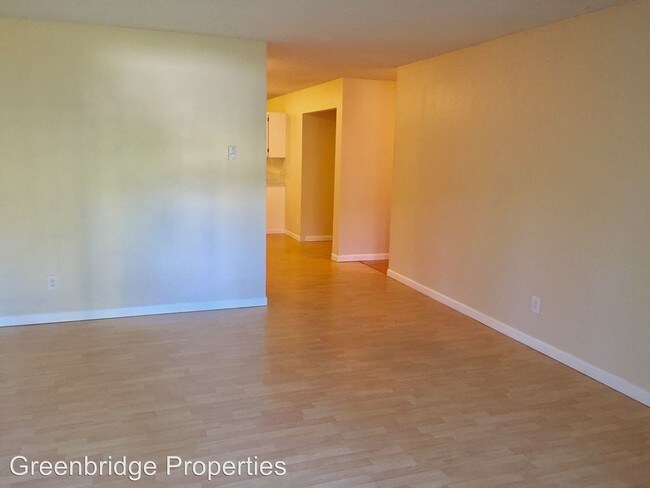 Foto del edificio - 3310-3330 SW Beaverton Hillsdale Hwy