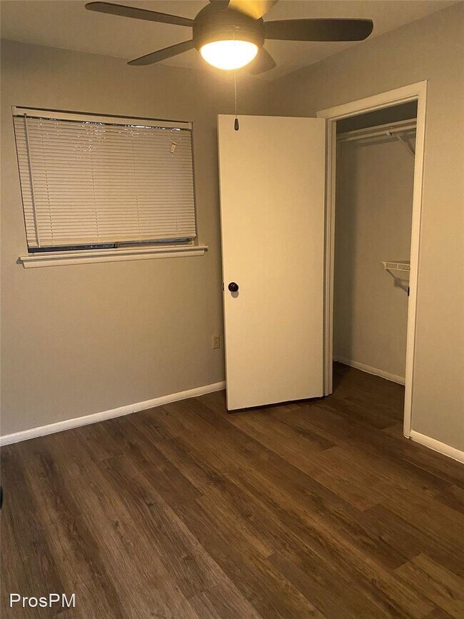 Foto del edificio - 3 br, 1.5 bath House - 5729 Shipp Drive