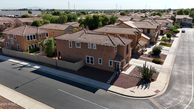 Building Photo - 9111 S Roberts Rd