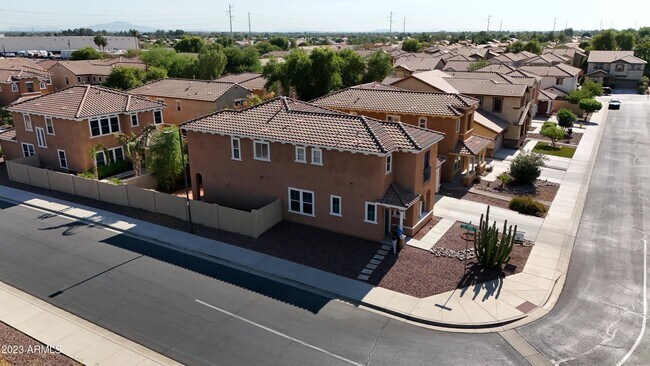 Foto del edificio - 9111 S Roberts Rd