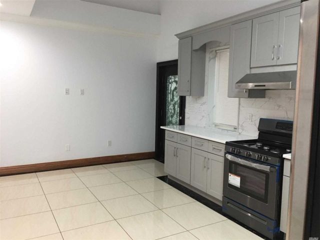 Building Photo - 143-06 Quince Ave