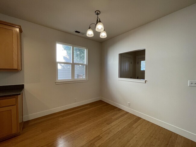 Building Photo - 1324 Purcell Ln