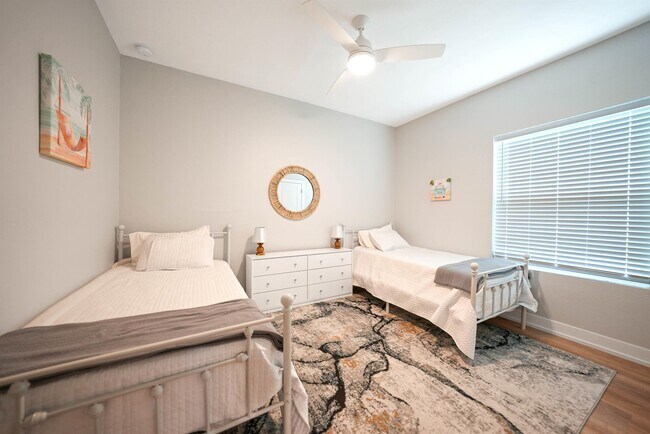Foto del edificio - 105 Cottage Pl