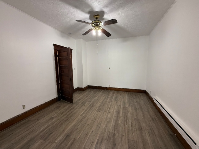 Foto del edificio - 1330 I St