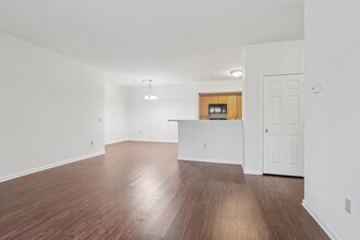 Interior Photo - Autumn Park Apartments