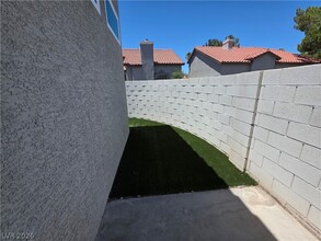 Building Photo - 2275 Ramsgate Dr