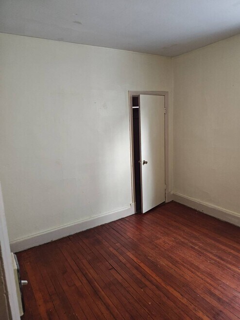 118 Winter Ave