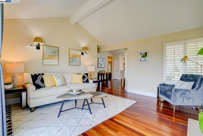 Foto del edificio - 1228 Copper Peak Ln