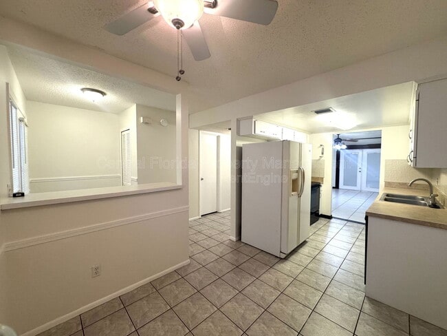 Building Photo - 4589 Lighthouse Cir