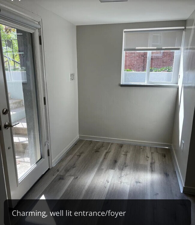 Foto del edificio - 1545 E Bryan Ave