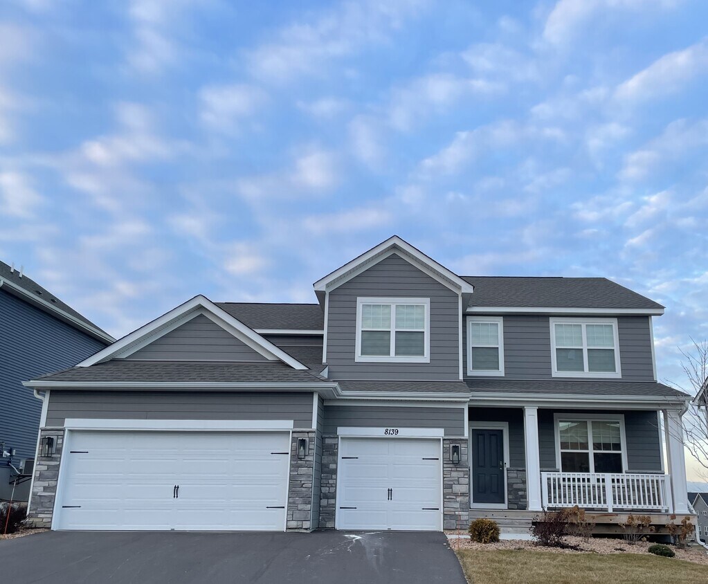8139 180th St W, Lakeville, MN 55044 House Rental in Lakeville, MN