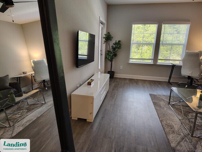 Foto del edificio - 120 NW 148th Terrace