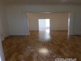 Foto del edificio - 176 Hart St