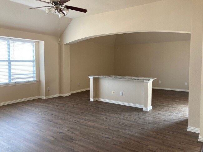 Foto del edificio - Property for Lease in Grand Prairie