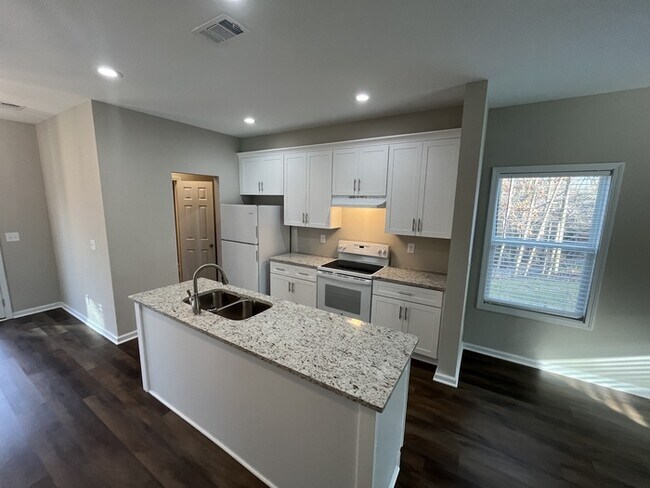 Building Photo - 5602 Quail Mountain Trail Gainesville, GA ...