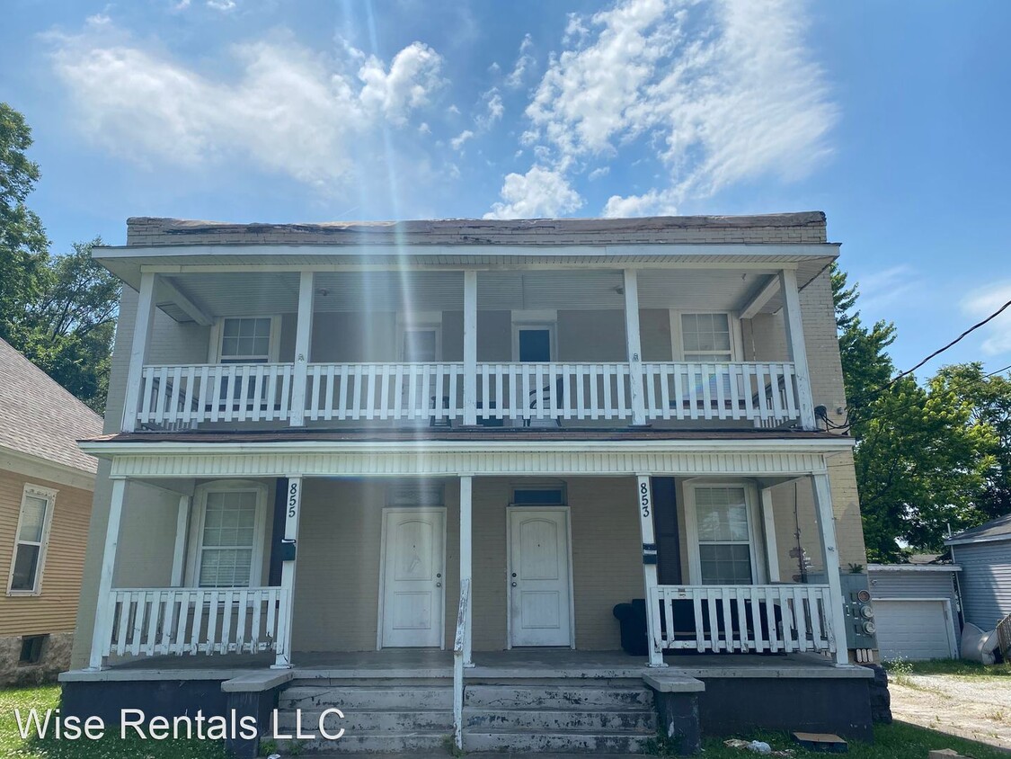 Foto principal - 855 S Campbell Ave