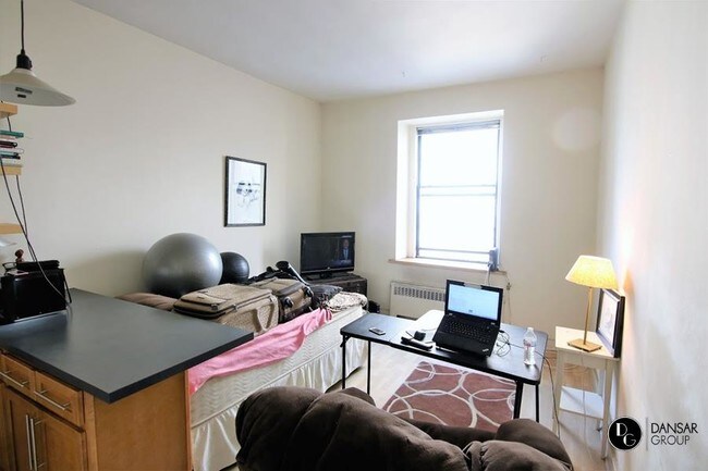 Building Photo - 34 West 86th Street
