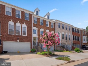 Building Photo - 15005 Danube Way