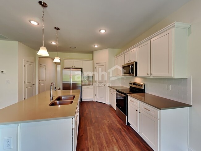 Building Photo - 4001 Chivalry Drive