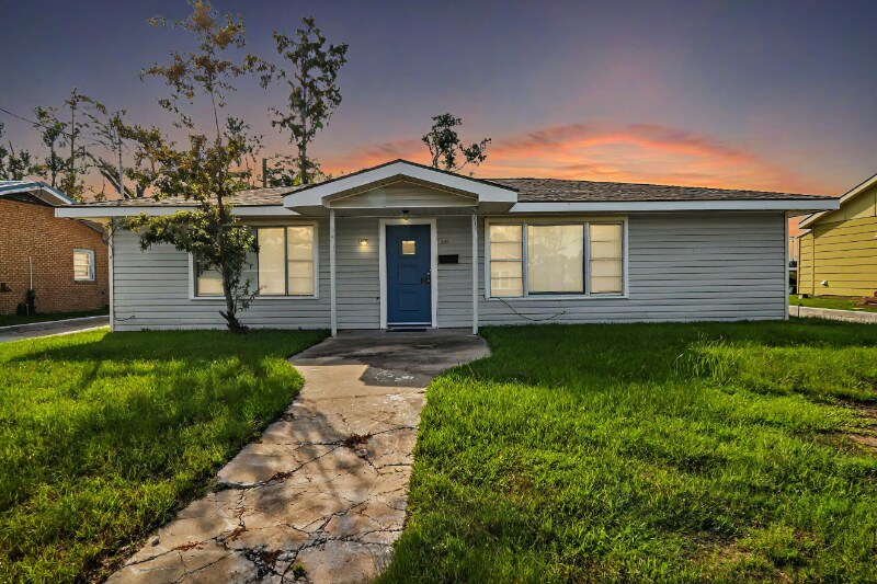 Foto principal - 4110 Auburn St