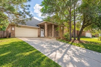 Building Photo - 138 Bryce Branch Cir