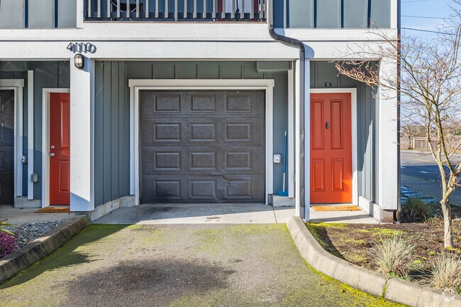 Building Photo - Rainier Terrace Townhomes