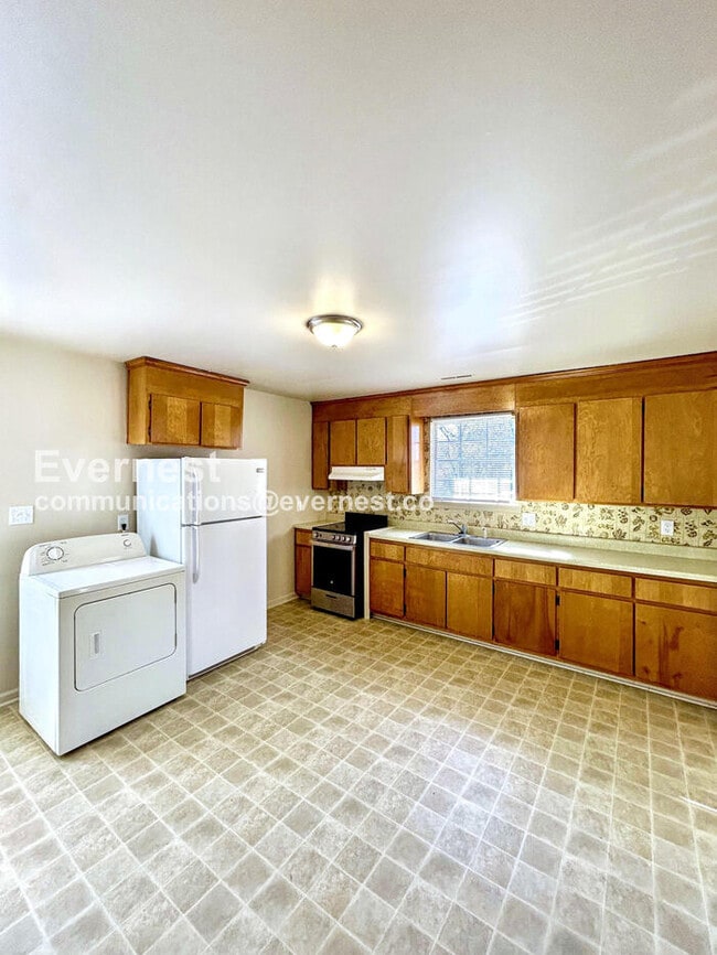 Building Photo - 206 Cambridge Pl