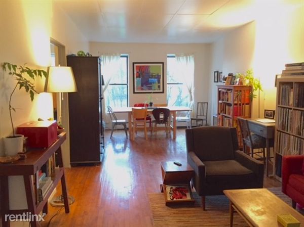 Primary Photo - 44 5th Ave
