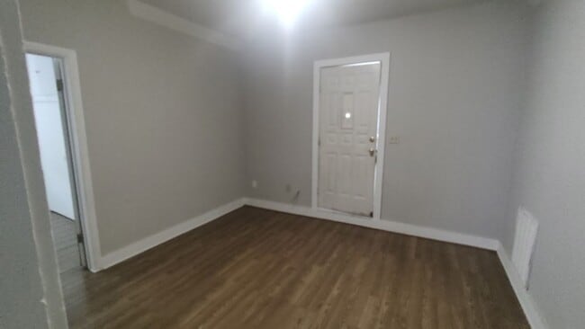 Building Photo - 1115 Dorcas St