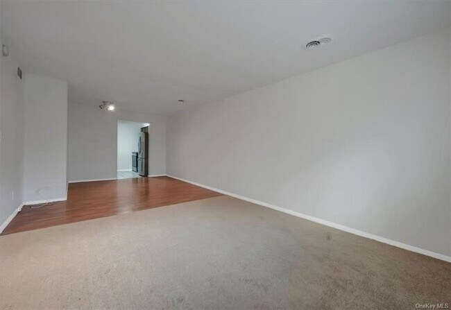 Foto del edificio - 1402 Baldwin Ln