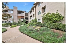 Building Photo - 10400 Caminito Cuervo