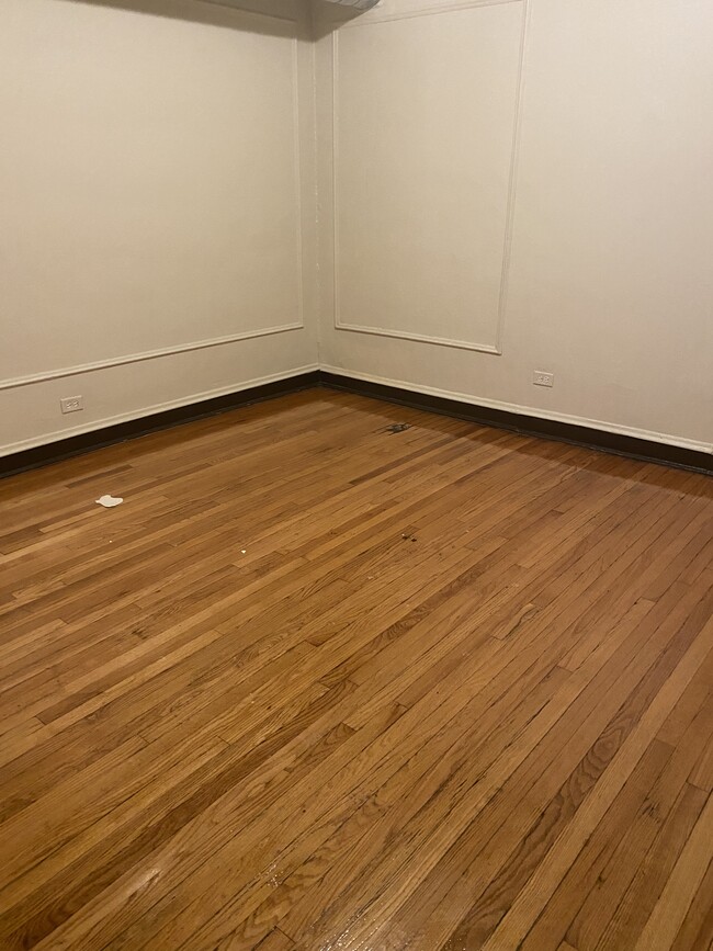 Building Photo - 7852 S Colfax Ave