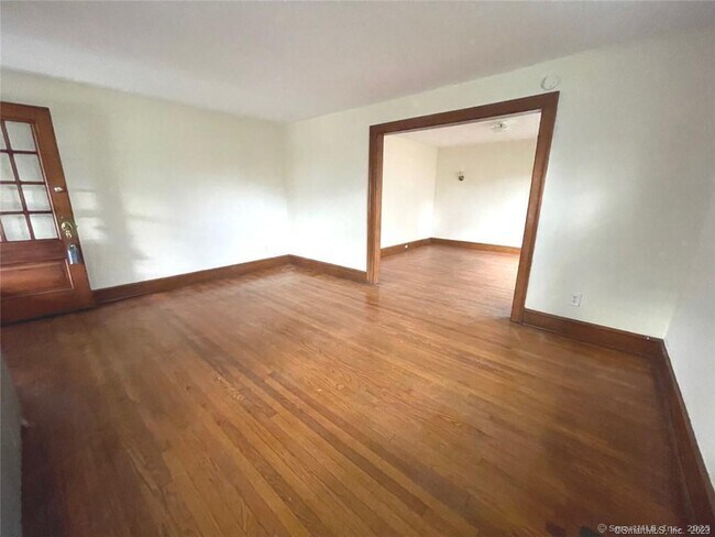 Foto del edificio - 36 Oakwood Ave