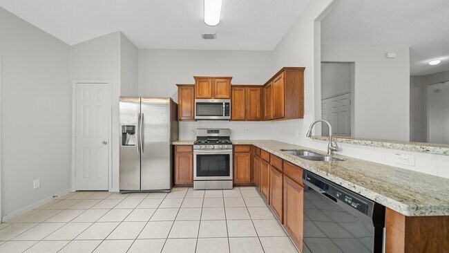 Building Photo - 15710 Flagstone Walk Way