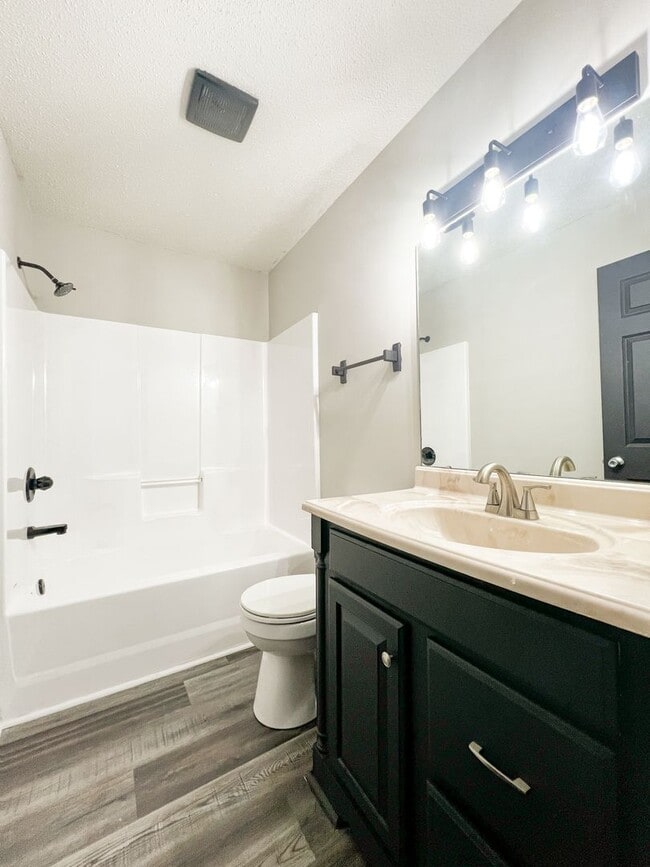 Building Photo - Spacious and New -- Great 3BR Home 2 minut...