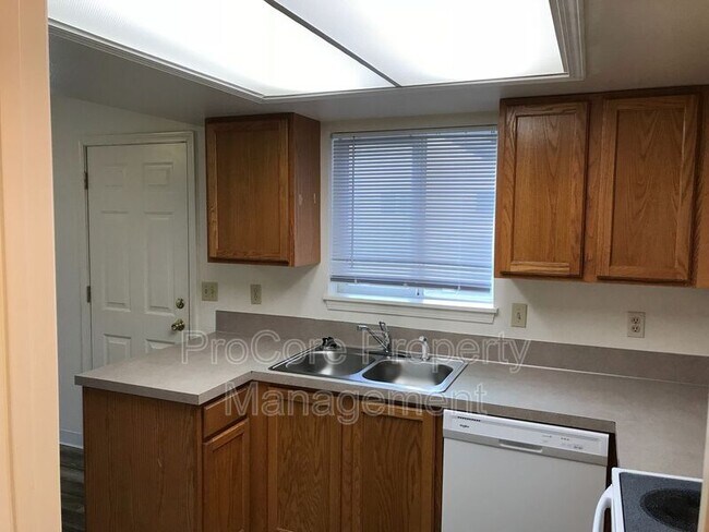Foto del edificio - 1215 S Ivy St