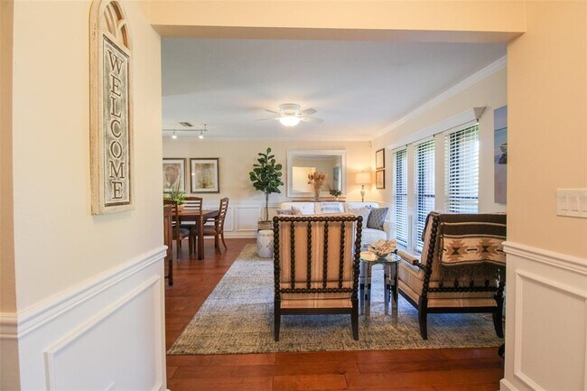 Foto del edificio - 8313 12th Ave Dr NW