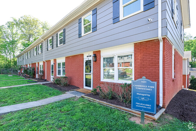 Leasing Office - Cambridge Park Townhomes