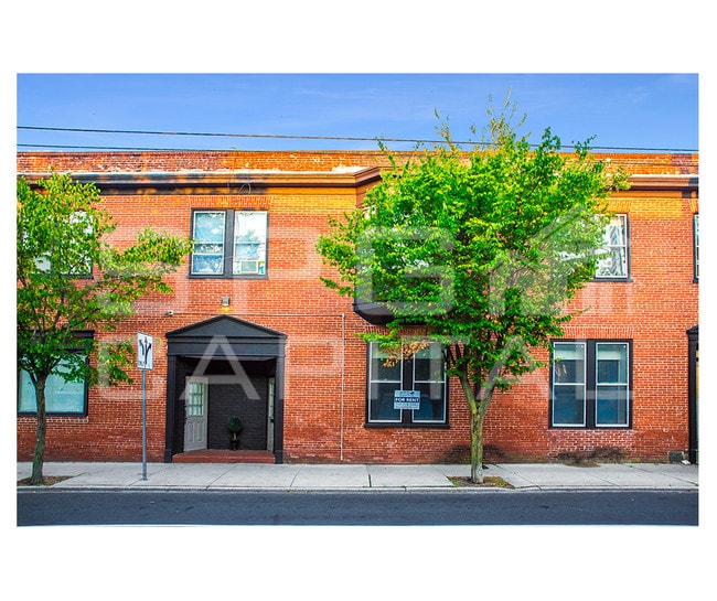 18 S Washington St Unit 11, Gettysburg, PA 17325 Apartment for Rent