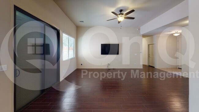 Foto del edificio - 4188 N Desert Rain Dr