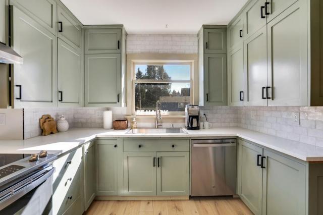 Foto del edificio - 4 bedroom in Tacoma WA 98406
