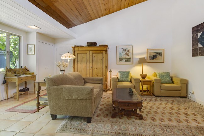 Building Photo - 19370 7th St E