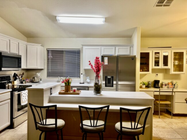 Foto del edificio - 6417 N 84th Ln