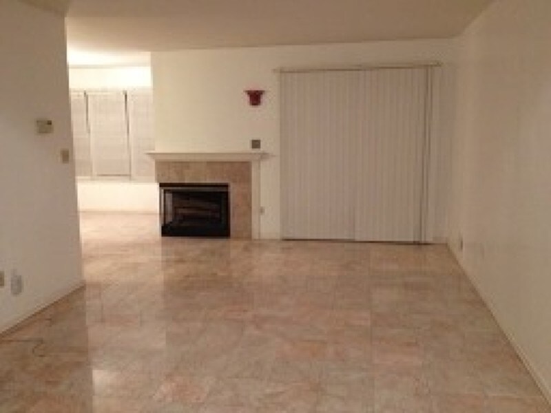 Building Photo - 20 Willow Cir