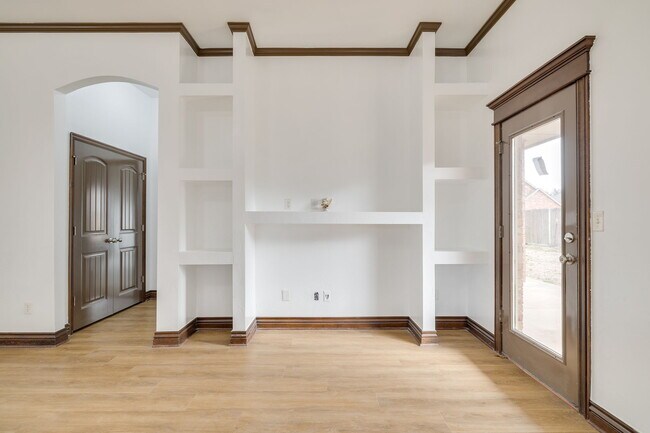 Building Photo - 4304 NW 164th Terrace