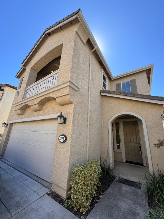 Foto principal - 3 Bedroom 3 Bath Beauty in West Sacramento!