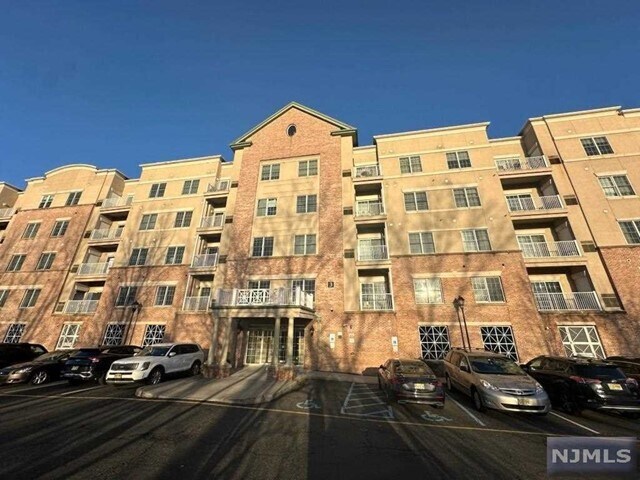 Foto principal - 3405 Windsor Park Ct