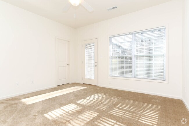 2HAB, 2BA - 1,400 ft² - Habitación - Savannah Oaks Townhomes