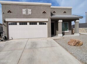 Building Photo - 4552 Josefina Santillana St