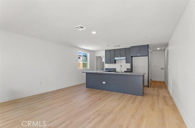 Foto del edificio - 709 W 80th St